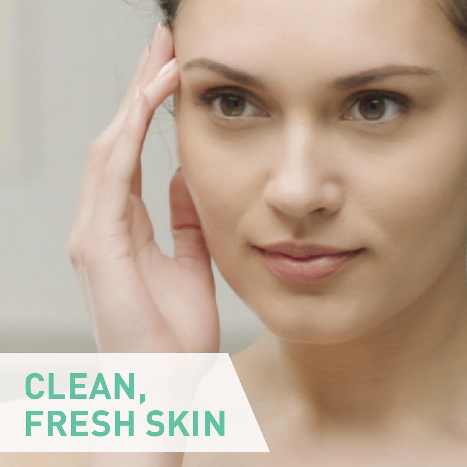 Foaming Cleanser Gel Face Wash for Normal to Oily Skin, Removes Oil without Disrupting the Protective Skin Barrier, for Face + Body, Niacinamide + Ceramides, Fragrance Free, Oil Control, 236Ml
